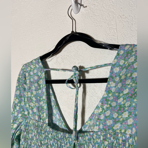 Floral Smocked Top by Chance - Picture 5 of 6